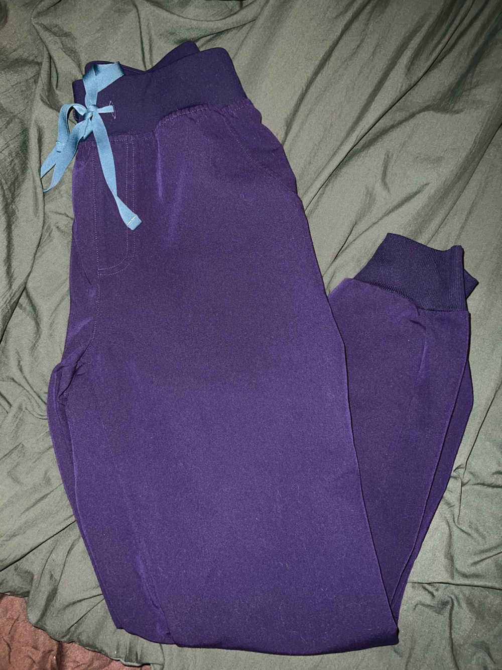 Figs Women's Purple Jogger Scrub pants with Blue Drawstring